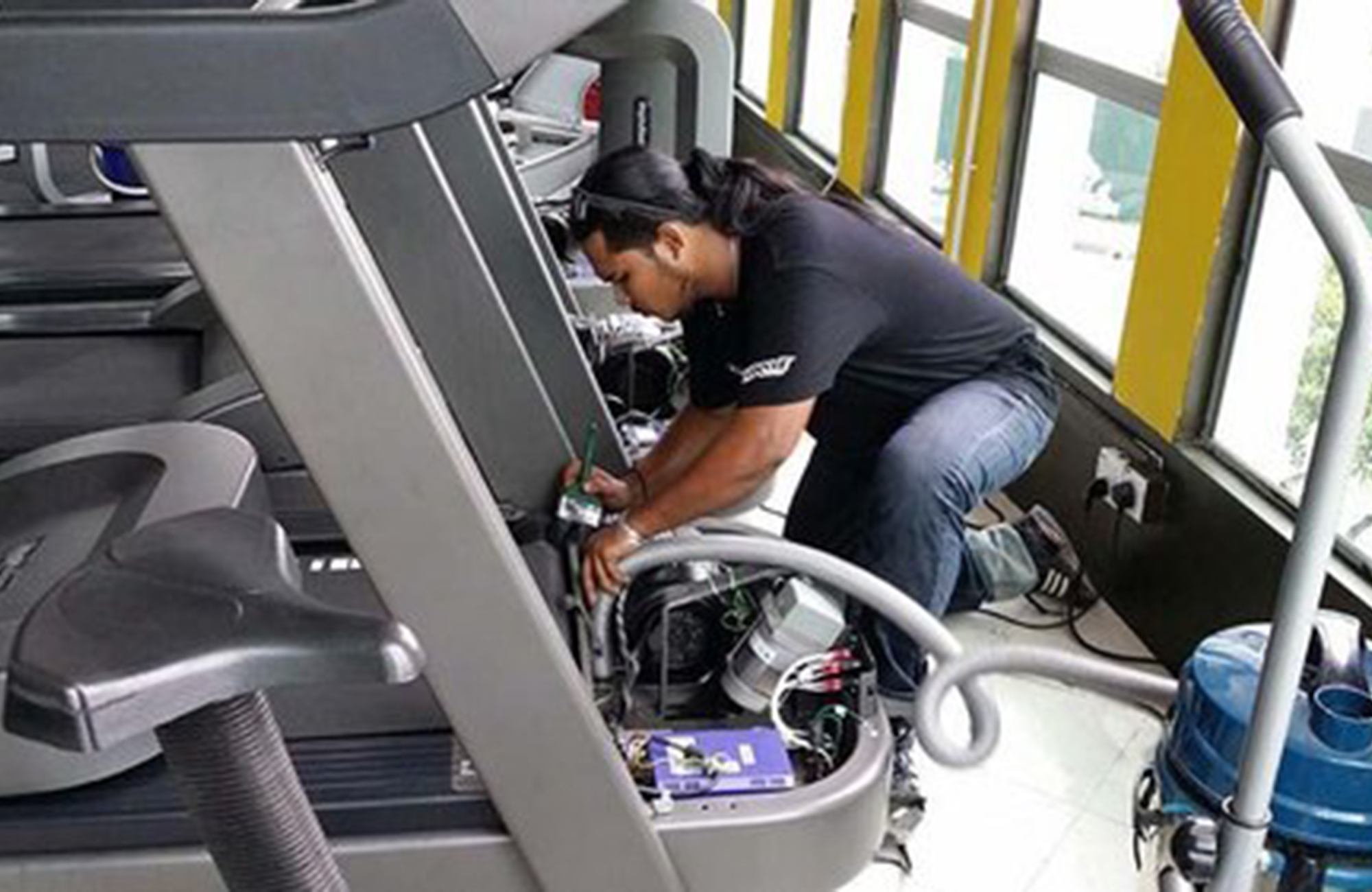 SPORTS EQUIPMENT DISASSEMBLY